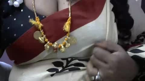 tamil_rathi online show from November 26, 2025, 12:06 pm