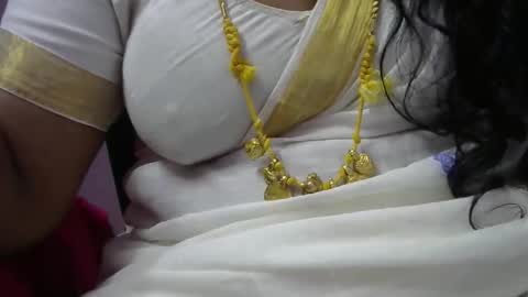 tamil_rathi online show from December 3, 2025, 12:29 am