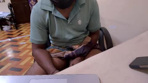 tamilan_da75 online show from September 19, 2025, 8:16 am