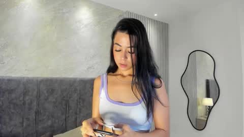 tammy_greyyx online show from November 19, 2025, 2:33 am