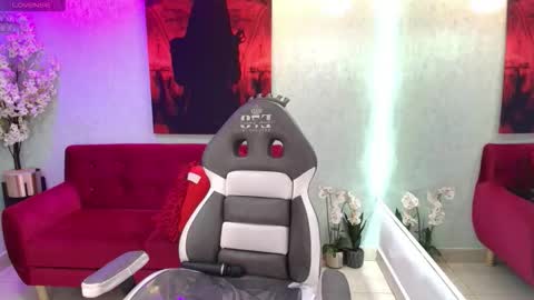 Snapshot of tammy_petit chatting on March 15, 2026, 4:13 pm Tammy online show from March 15, 2026, 4:13 pm