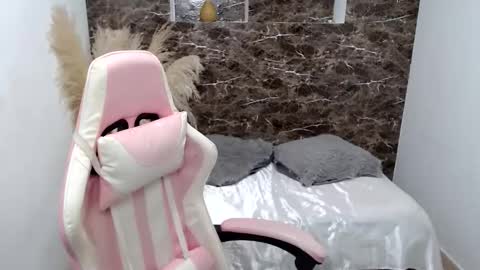 tammycooperr online show from January 26, 2025, 9:08 am