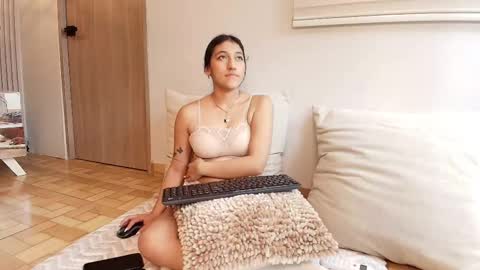 tammys4 online show from November 8, 2025, 3:07 am