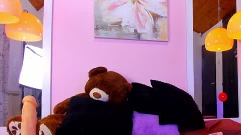 TammyTaylor online show from January 1, 2025, 12:11 am