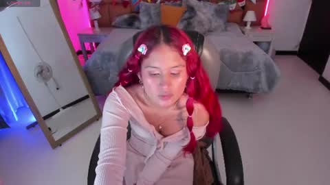 Snapshot of tamy_edwards chatting on July 2, 2026, 8:48 pm Tamy online show from July 2, 2026, 8:48 pm