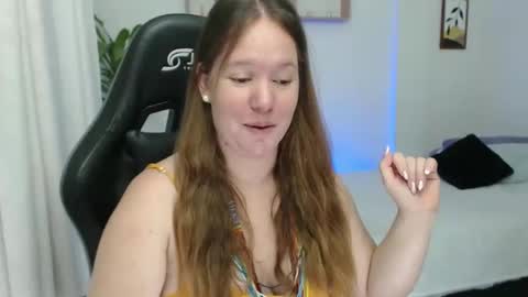 Snapshot of tamy_shine87 chatting on January 3, 2025, 4:33 am Im Samy online show from January 3, 2025, 4:33 am