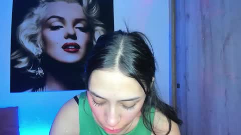 tania06 online show from November 6, 2025, 1:34 pm