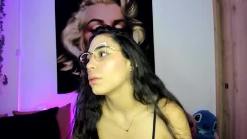 tania06 online show from November 16, 2025, 1:17 pm