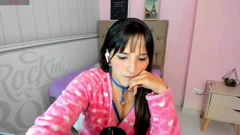 Tania  online show from September 16, 2025, 1:34 pm