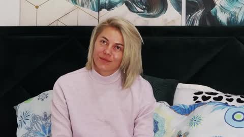 tanyaGrey online show from April 9, 2026, 7:58 am