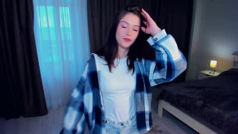 Snapshot of tannaschoeneck chatting on April 11, 2026, 5:23 am Anna online show from April 11, 2026, 5:23 am