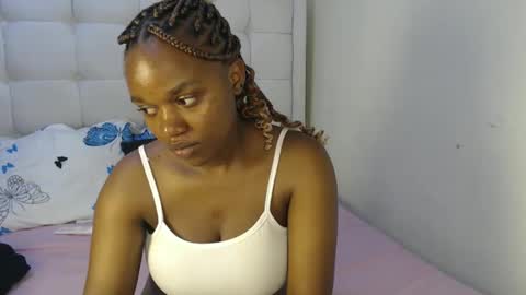 Snapshot of tannia004 chatting on November 11, 2025, 3:50 am tania online show from November 11, 2025, 3:50 am