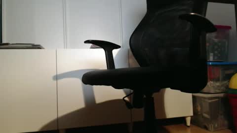 Snapshot of tap_b chatting on November 2, 2025, 4:53 pm Patrick online show from November 2, 2025, 4:53 pm