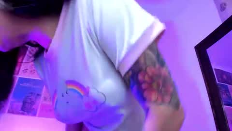    online show from January 3, 2025, 2:19 pm