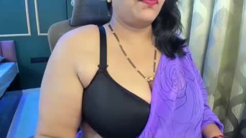 Snapshot of tarivishu23 chatting on April 23, 2026, 12:29 pm tarivishu23 online show from April 23, 2026, 12:29 pm
