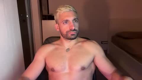 tarquit8 online show from September 12, 2025, 9:04 pm