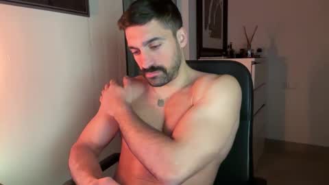 tarquit8 online show from January 5, 2026, 9:40 pm