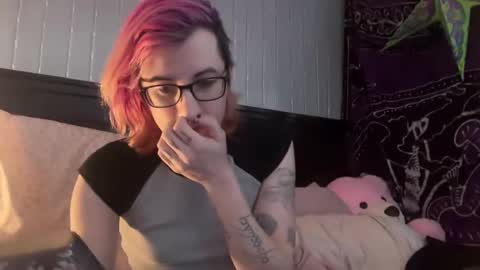 Tarrow online show from March 8, 2025, 10:24 pm