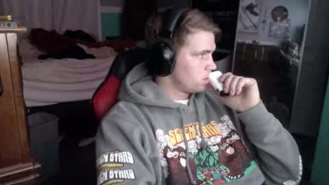 tarus333 online show from November 2, 2025, 11:01 am