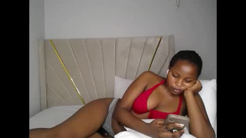 Snapshot of tasha_kimmy chatting on March 5, 2026, 1:01 am Ireen online show from March 5, 2026, 1:01 am