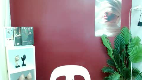 Snapshot of tashaa_09 chatting on March 3, 2026, 11:27 am call me tashaa online show from March 3, 2026, 11:27 am