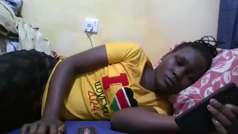 tashacute20 online show from April 26, 2026, 2:37 pm