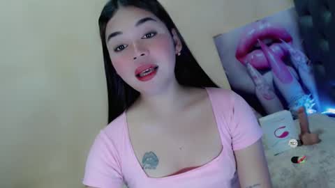 Snapshot of tastefully_yours chatting on November 4, 2025, 8:08 pm Ms Lendy Versa 3 online show from November 4, 2025, 8:08 pm