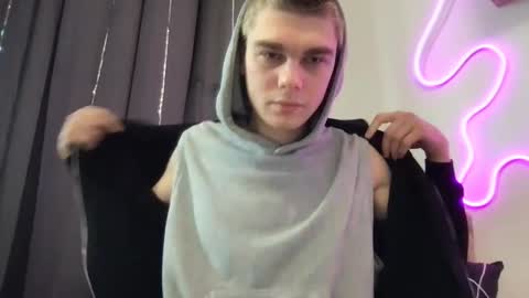 tasteithorny online show from January 31, 2025, 7:39 am