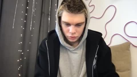 tasteithorny online show from March 1, 2025, 8:34 am