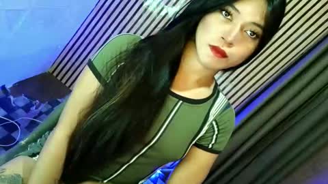   online show from November 10, 2025, 8:02 am