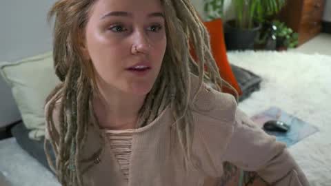 RHEA  pronanciation like Reya   online show from December 24, 2024, 7:39 am