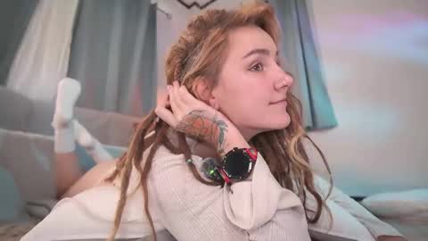 RHEA  pronanciation like Reya   online show from October 19, 2025, 2:07 pm