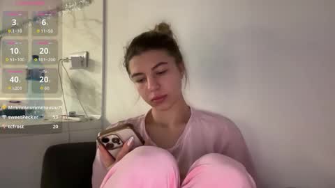 Snapshot of tata_lush chatting on January 5, 2026, 10:57 pm tata_lush online show from January 5, 2026, 10:57 pm