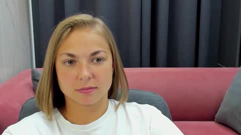 Snapshot of tataflower chatting on October 4, 2025, 8:51 pm Tata online show from October 4, 2025, 8:51 pm