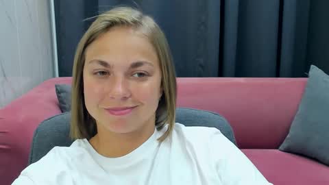 Snapshot of tataflower chatting on October 9, 2025, 8:40 pm Tata online show from October 9, 2025, 8:40 pm