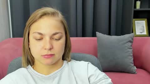 Snapshot of tataflower chatting on December 14, 2025, 8:13 pm Tata online show from December 14, 2025, 8:13 pm