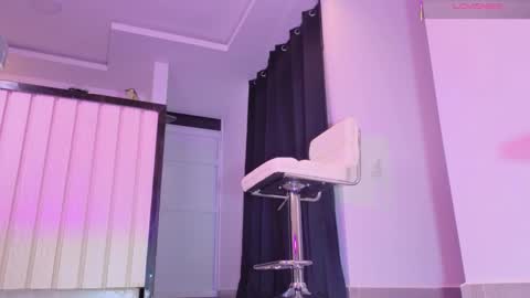 tatiana1004 online show from March 4, 2026, 4:51 am