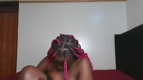 Tatiana online show from February 2, 2026, 7:23 pm