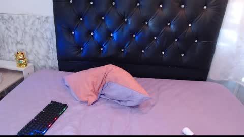 Snapshot of tatiana_lopez19 chatting on December 29, 2024, 3:54 am Tatiana online show from December 29, 2024, 3:54 am