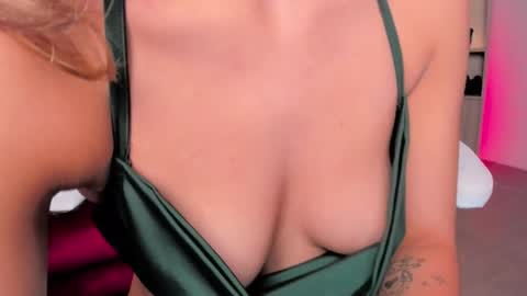 tatiana_mendoza online show from November 10, 2025, 5:56 pm