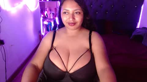 Snapshot of tatiana_wd chatting on May 8, 2026, 2:17 am tatiana online show from May 8, 2026, 2:17 am