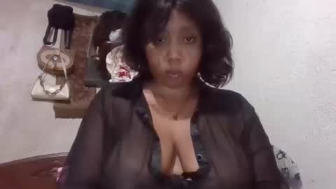 Snapshot of tatianahery chatting on April 24, 2026, 5:43 am tatianahery online show from April 24, 2026, 5:43 am