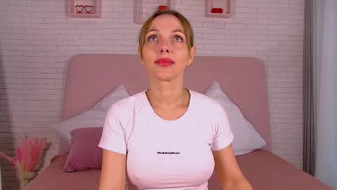 Snapshot of tatibugati chatting on February 3, 2026, 6:40 am TatiBugati online show from February 3, 2026, 6:40 am