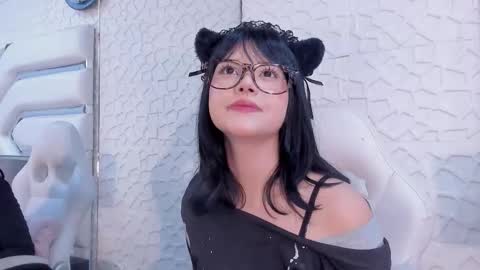 tatilee online show from February 10, 2026, 2:21 pm