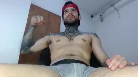 SeX-Boy online show from November 19, 2025, 7:36 pm