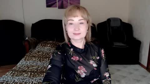 Snapshot of tattease chatting on September 18, 2025, 1:13 pm Tattease online show from September 18, 2025, 1:13 pm