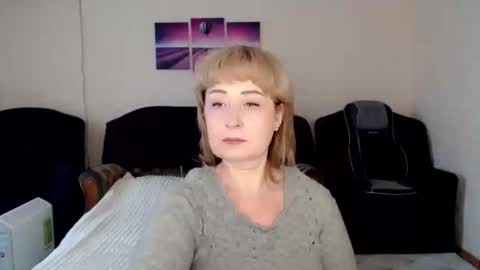 Snapshot of tattease chatting on October 29, 2025, 1:13 pm Tattease online show from October 29, 2025, 1:13 pm