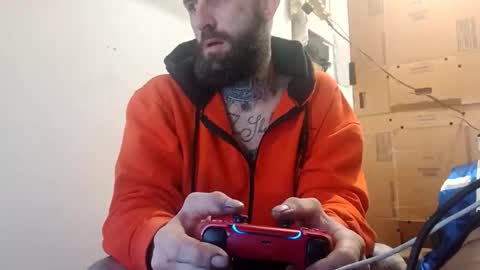 Snapshot of tattoo3333 chatting on November 3, 2025, 10:27 am tattoo3333 online show from November 3, 2025, 10:27 am