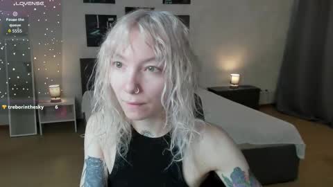 Snapshot of tattoo_artbaby chatting on December 5, 2025, 1:47 am tattoo_artbaby online show from December 5, 2025, 1:47 am