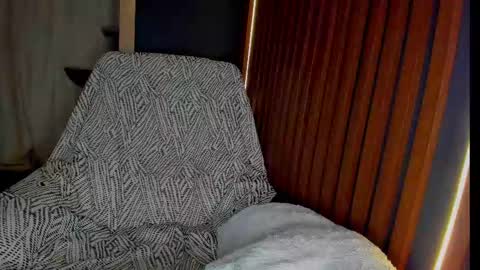 Antonia online show from March 12, 2025, 7:59 pm